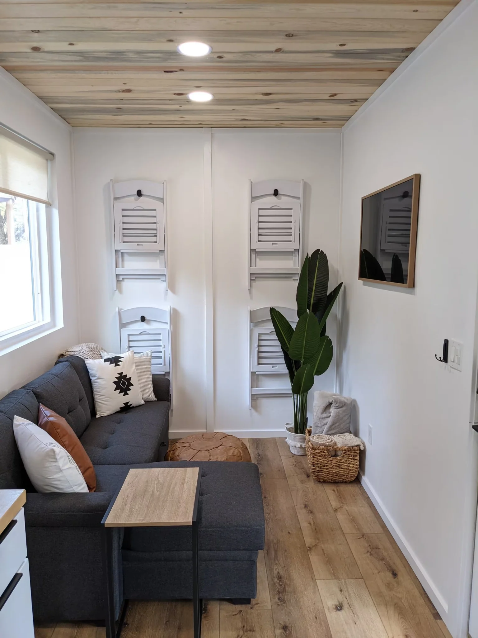 ATOM living area